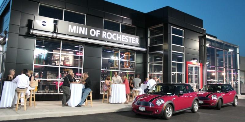 3875_WHR_MINI_Showroom_Front.jpg